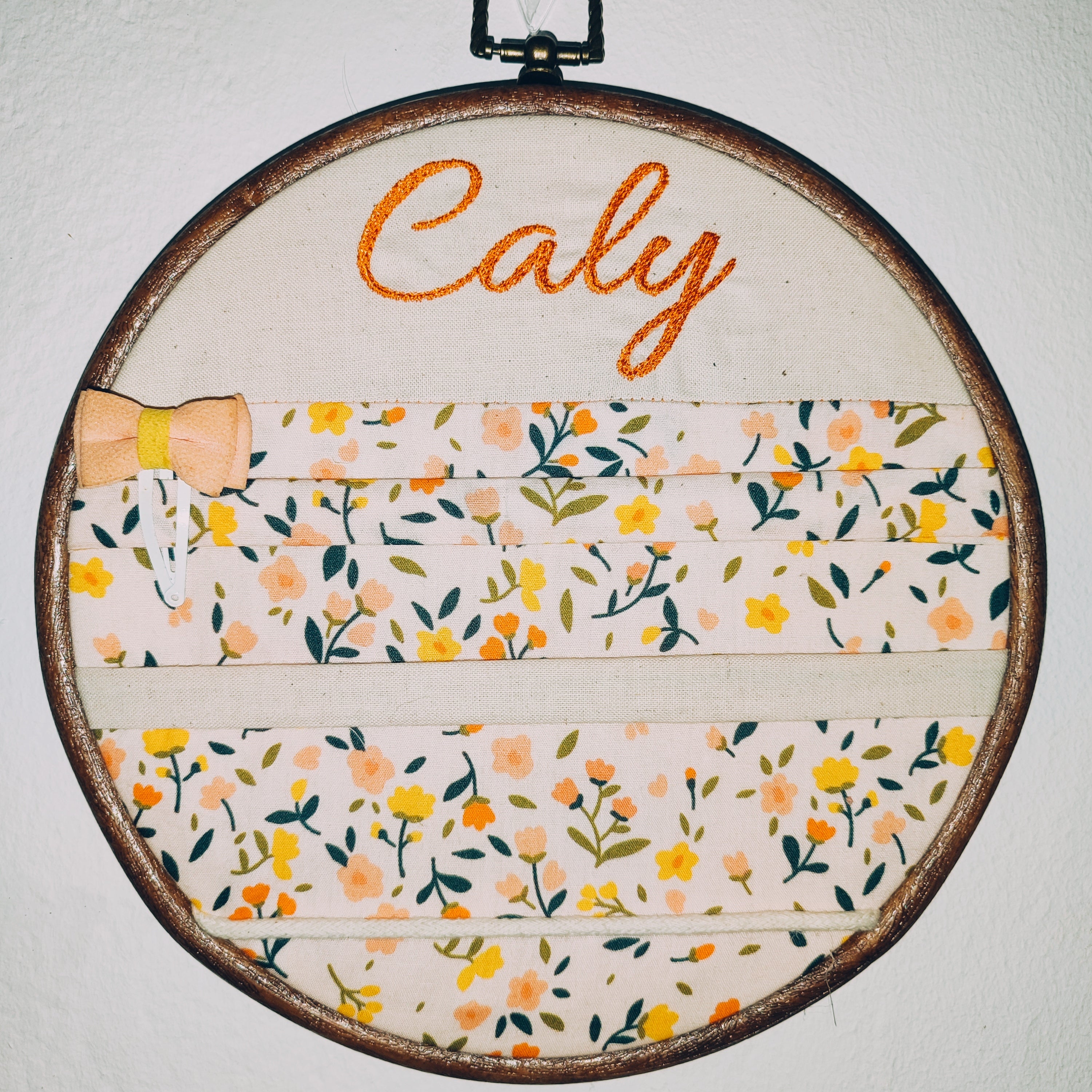 Tambour Porte-Barrettes Personnalisé – Organisateur Barrettes Enfant pour Chambre et Salle de Bain