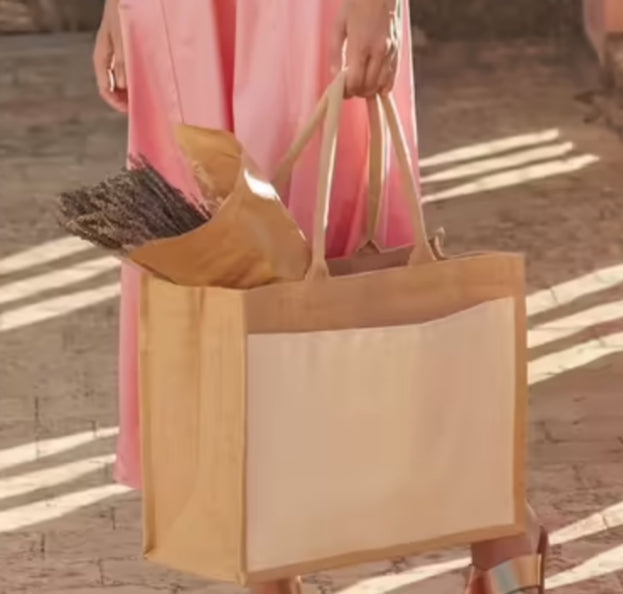 Sac en jute personnalisé – prénom ou message brodé – poche coton